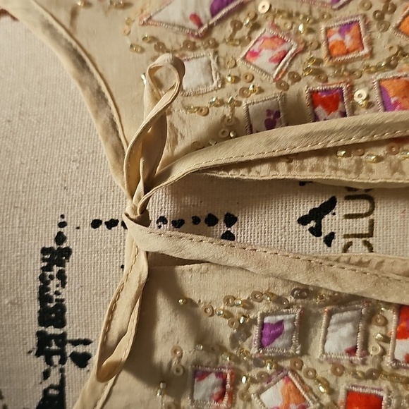 Chico Embroidered, Sequined Beige Tunic with Tie Neck, Size 8-10 - Picture 3 of 13